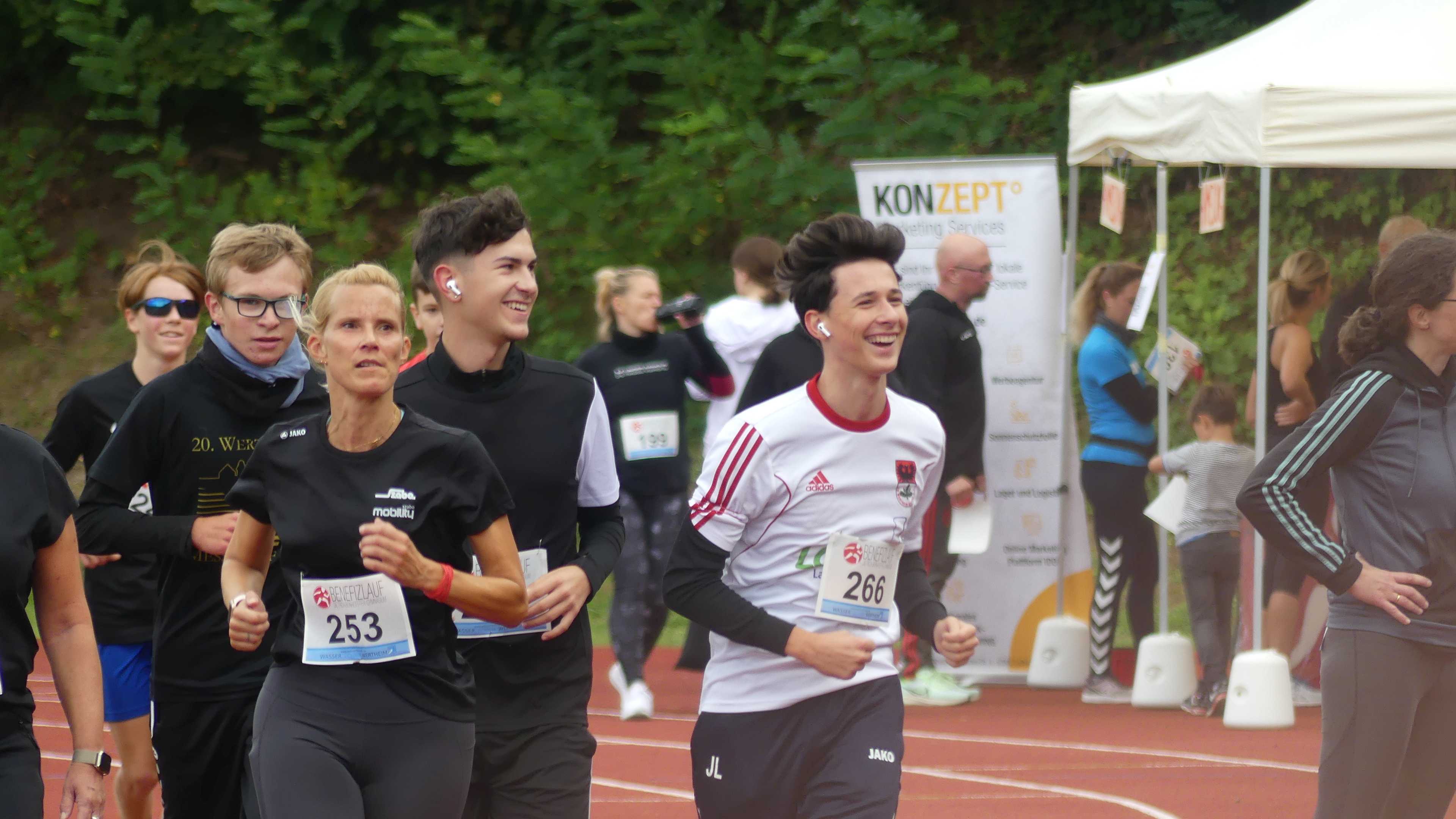 Bild vom 14. Benefizlauf im Jahr 2024. Dies ist das 174. Bild.